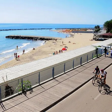 La Casa Di Mauro - Posto Auto Privato Gratuito - Mare E Ciclabile A Pochi Passi Apartamento Riva Ligure