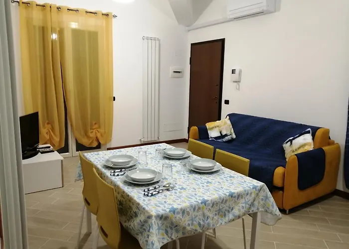 شقة La Casa Di Mauro - Posto Auto Privato Gratuito - Mare E Ciclabile A Pochi Passi ريفا ليجوري