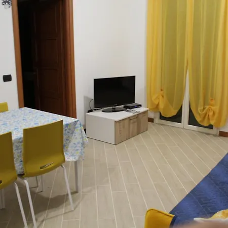 La Casa Di Mauro - Mare E Ciclabile A Pochi Passi Lägenhet *