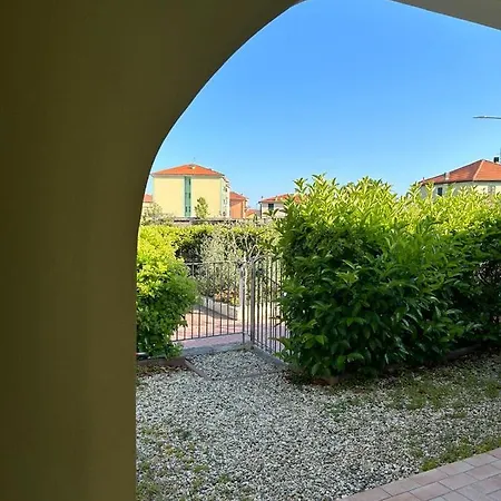 La Casa Di Mauro - Posto Auto Privato Gratuito - Mare E Ciclabile A Pochi Passi 里瓦利古雷