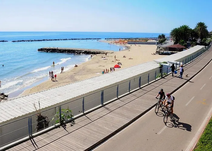 La Casa Di Mauro - Posto Auto Privato Gratuito - Mare E Ciclabile A Pochi Passi Apartment Riva Ligure