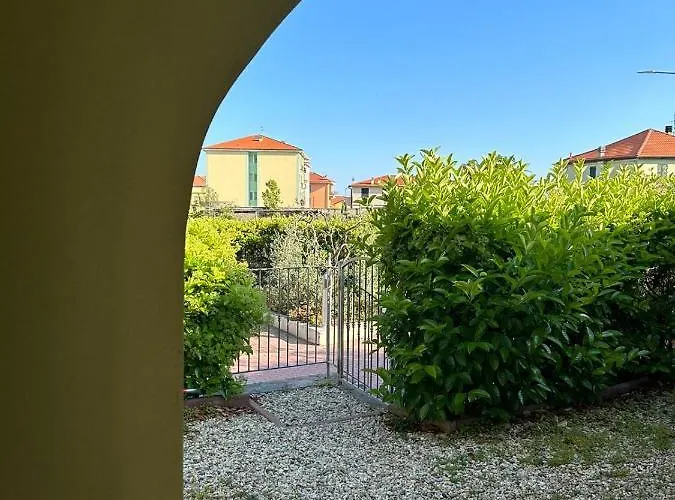 La Casa Di Mauro - Parcheggio Privato Gratuito - Mare E Ciclabile A Pochi Passi Рива-Лигуре